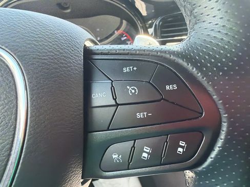 Used 2024 Dodge Durango GT RWD image 25