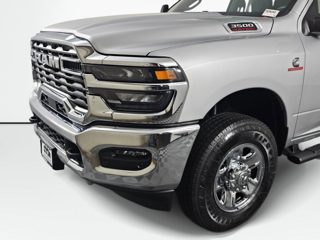 New 2026 RAM 3500 Tradesman AWD/4WD image 13