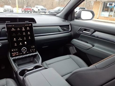 New 2026 GMC Terrain AT4 w/ Technology Package II image 29