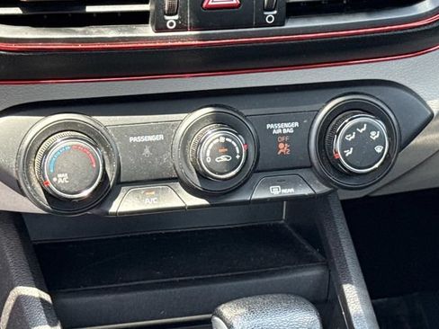 Used 2020 Kia Forte LXS FWD image 21