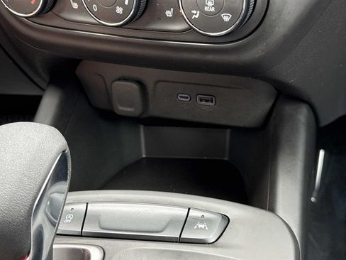 Used 2024 Chevrolet Trax RS w/ Driver Confidence Package FWD image 7