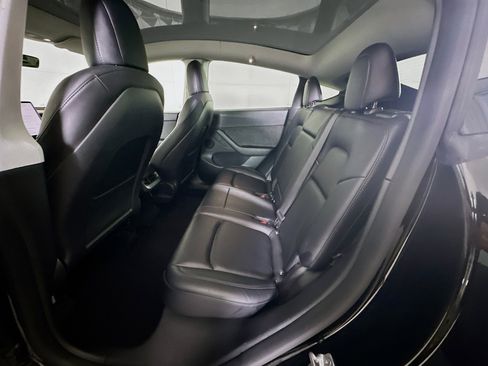 Used 2022 Tesla Model Y Performance image 29