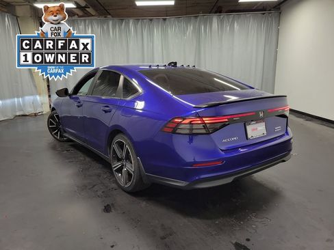 Used 2023 Honda Accord Sport image 6