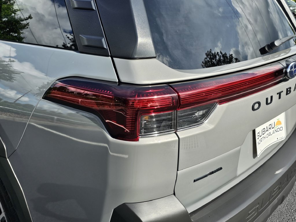 New 2026 Subaru Outback Touring AWD/4WD image 7