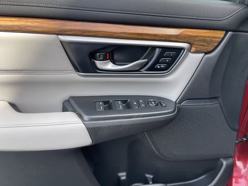 Used 2022 Honda CR-V EX-L image 11