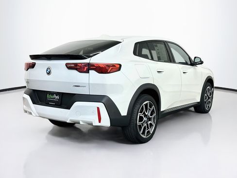Used 2026 BMW X2 xDrive28i AWD/4WD image 9