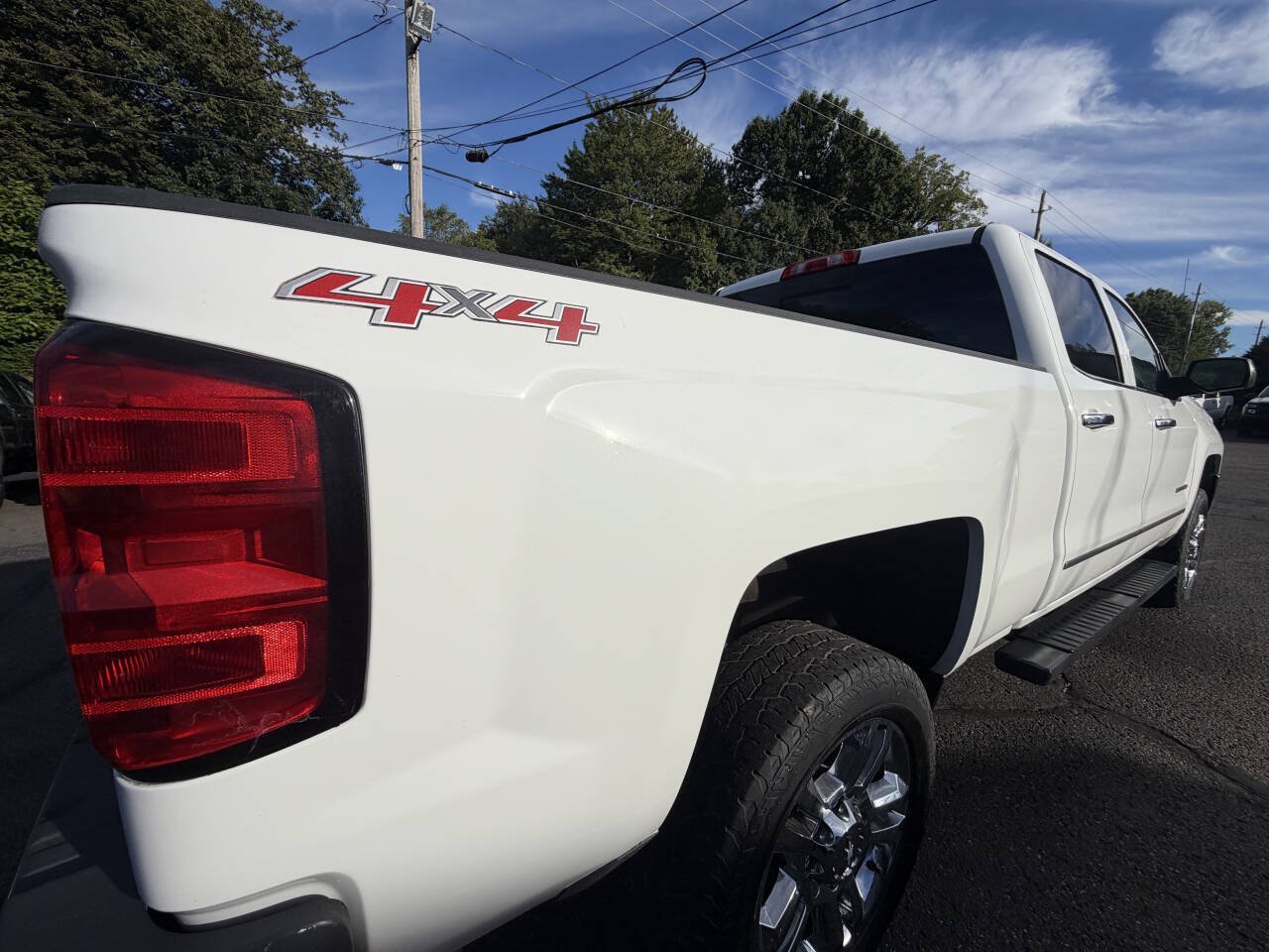 Used 2015 Chevrolet Silverado 2500 LTZ w/ Duramax Plus Package AWD/4WD image 10