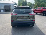Used 2019 Jeep Cherokee Latitude w/ Popular Appearance Group image 4