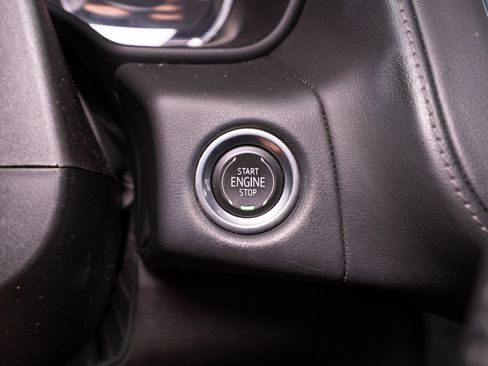 Used 2021 Chevrolet Suburban LT w/ Rear Media and Nav Package RWD image 28