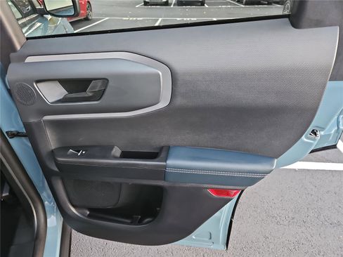 Used 2023 Ford Bronco Sport Outer Banks w/ Tech Package image 30