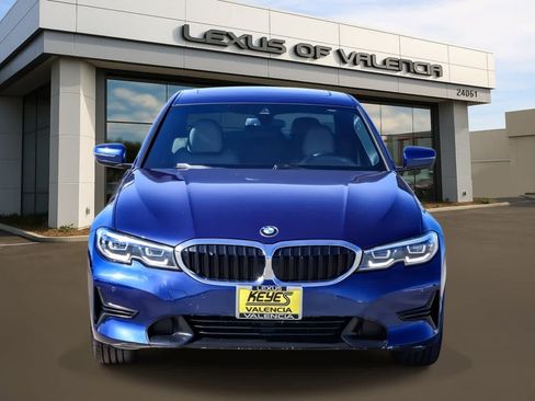 Used 2020 BMW 330i xDrive Sedan w/ Convenience Package AWD/4WD image 6