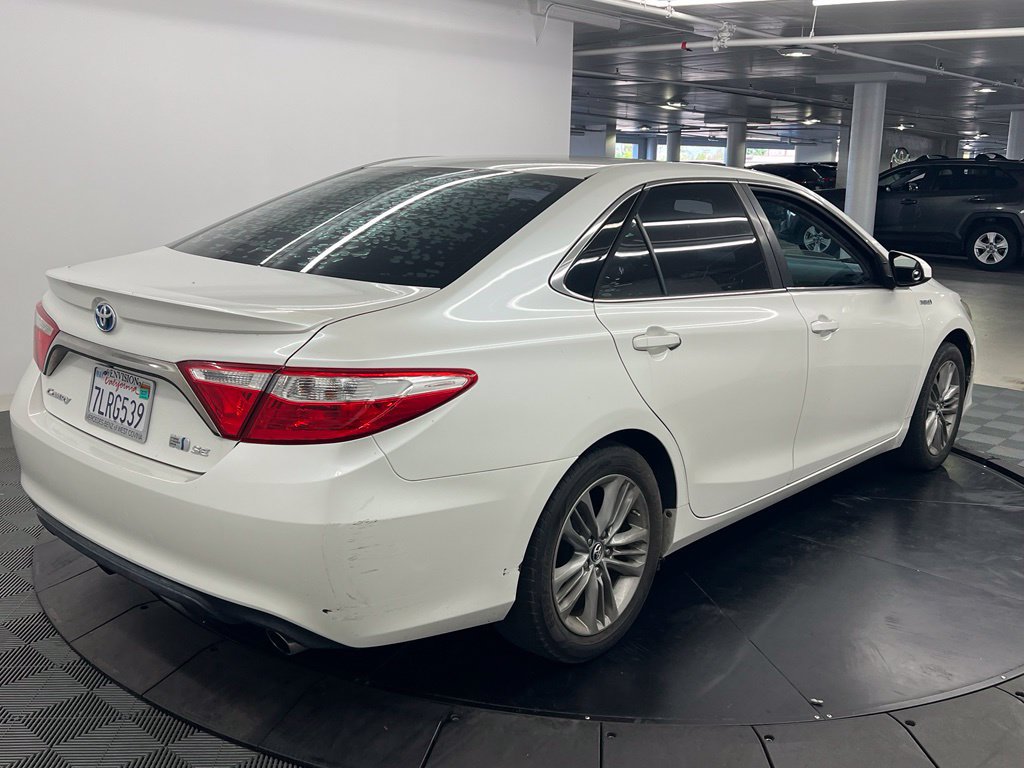 Used 2015 Toyota Camry SE FWD image 5