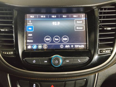 Used 2019 Chevrolet Trax LS w/ LPO, Protection Package FWD image 25