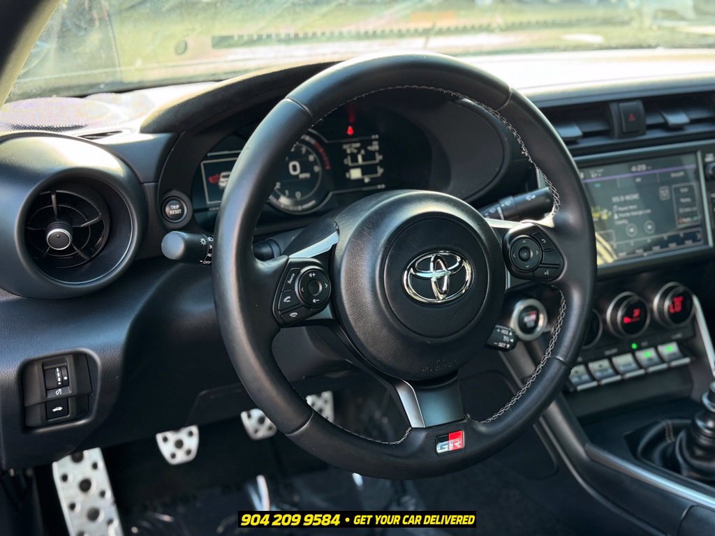 Used 2022 Toyota GR86 Premium w/ ALL Weather Mat Package (TMS) RWD image 17