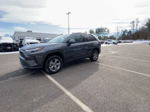 Used 2024 Toyota RAV4 XLE image 4