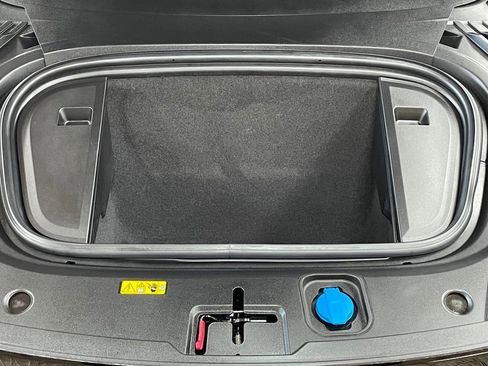 Used 2024 Audi e-tron GT Premium Plus w/ Performance Package image 47