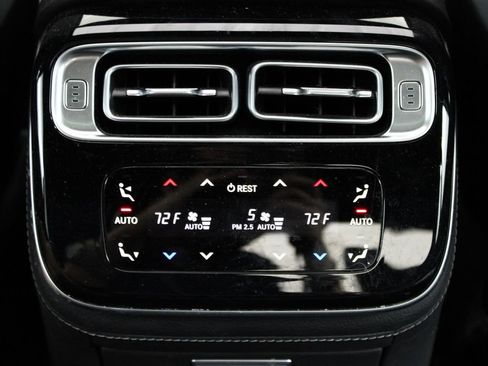 Used 2024 Mercedes-Benz S 580 4MATIC Sedan image 38