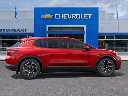 New 2026 Chevrolet Equinox EV LT image 5