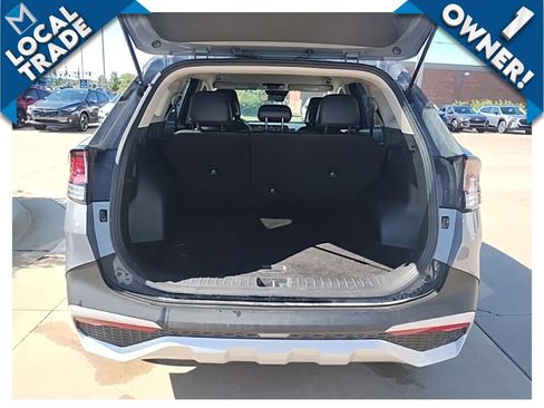 Used 2025 Kia Sportage EX FWD image 15