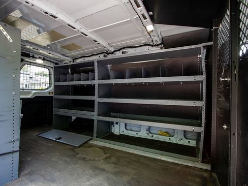 Used 2017 Ford Transit 250 130 Low Roof image 22