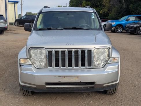 Used 2008 Jeep Liberty Sport w/ Popular Equipment Group AWD/4WD image 8