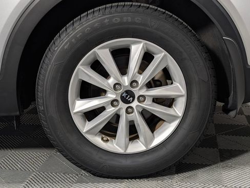 Used 2019 Kia Sorento L FWD image 27