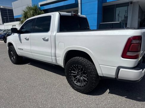 Used 2022 RAM 1500 Limited w/ Body Color Bumper Group AWD/4WD image 9