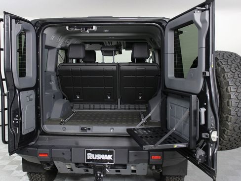 New 2025 INEOS Grenadier Fieldmaster Edition image 21