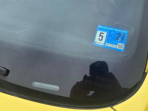 Used 2015 Volkswagen Beetle 1.8T FWD image 3
