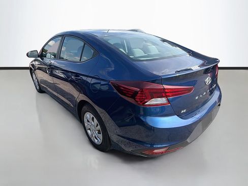 Used 2020 Hyundai Elantra SE FWD image 6