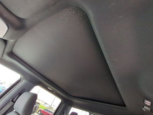 Certified 2022 Ford F150 XLT w/ Equipment Group 302A High image 21