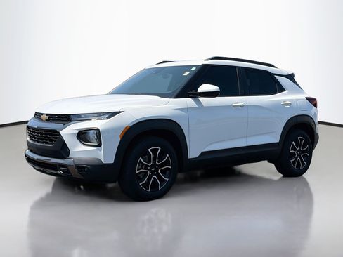 Used 2023 Chevrolet TrailBlazer ACTIV FWD image 12