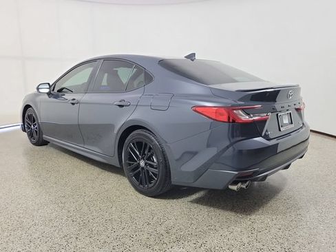 Used 2025 Toyota Camry SE w/ Convenience Package FWD image 7