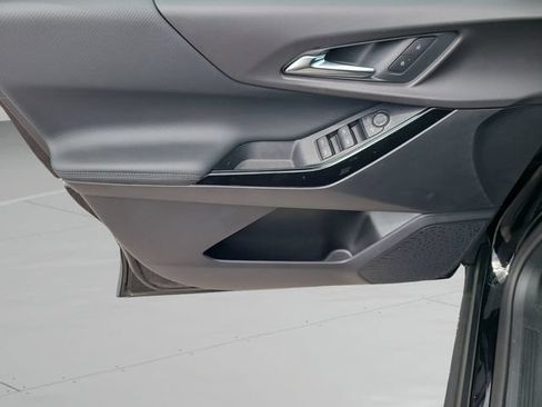 New 2027 Chevrolet Equinox LT FWD image 17