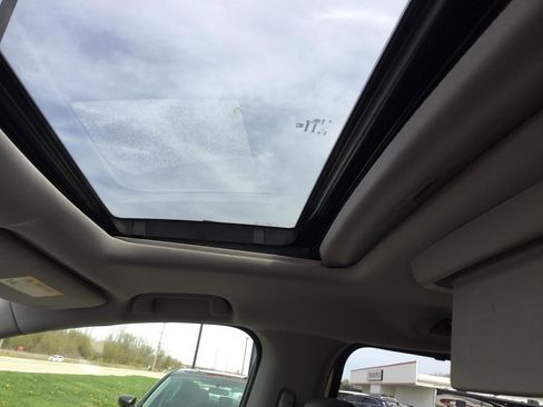 Used 2018 Honda Odyssey Elite image 17