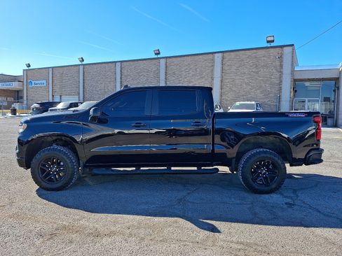 Used 2023 Chevrolet Silverado 1500 LT Trail Boss w/ Protection Package image 4