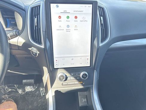 New 2024 Ford Edge SE w/ Black Appearance Package image 10