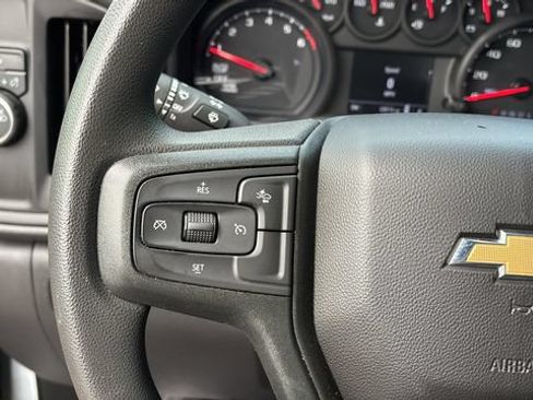 Used 2025 Chevrolet Silverado 1500 Custom RWD image 22