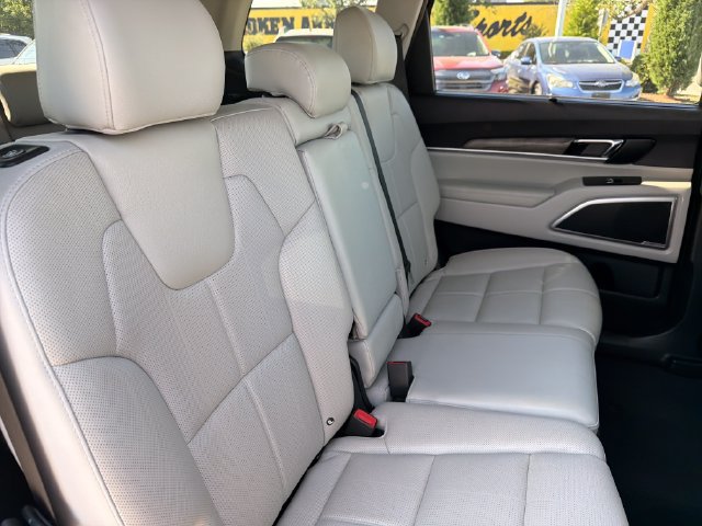 Used 2020 Kia Telluride EX AWD/4WD image 27
