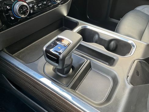 Used 2023 Chevrolet Silverado 1500 LT Trail Boss w/ Convenience Package II image 28