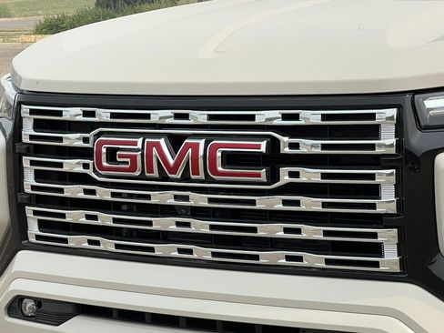 New 2026 GMC Canyon Denali AWD/4WD image 47