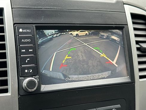 Used 2019 Nissan Frontier SV image 24