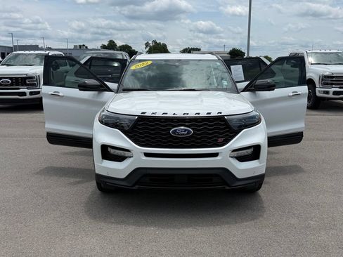 Used 2022 Ford Explorer ST w/ Equipment Group 401A AWD/4WD image 25