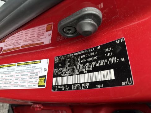 Used 2023 Toyota Corolla Cross LE image 23