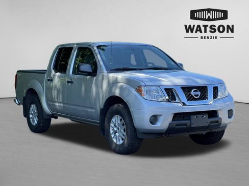 Used 2019 Nissan Frontier SV AWD/4WD image 1