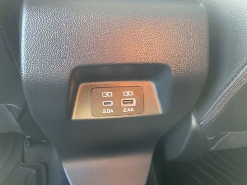 Used 2024 Subaru Crosstrek 2.0i Premium AWD/4WD image 17