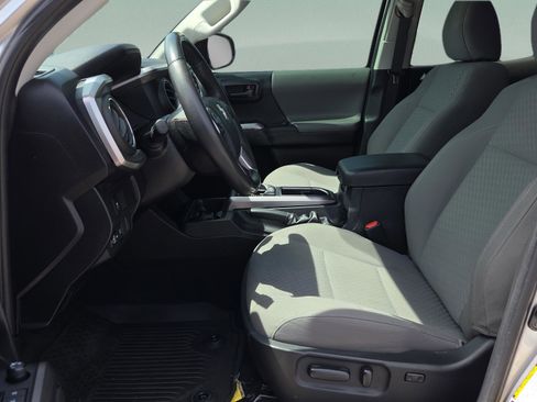 Used 2023 Toyota Tacoma SR5 image 10