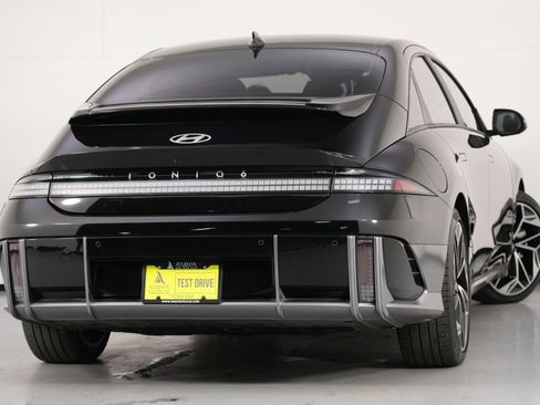 Used 2023 Hyundai Ioniq 6 SEL image 4