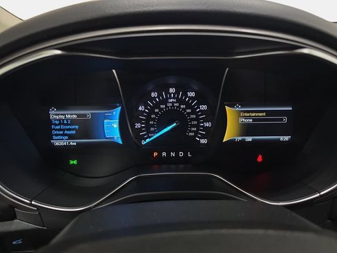 Used 2017 Ford Fusion SE w/ Fusion SE Technology Package FWD image 19