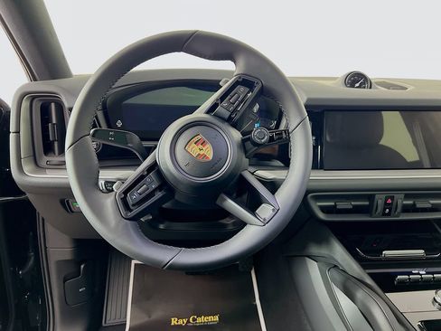 New 2026 Porsche Cayenne Coupe AWD/4WD image 12